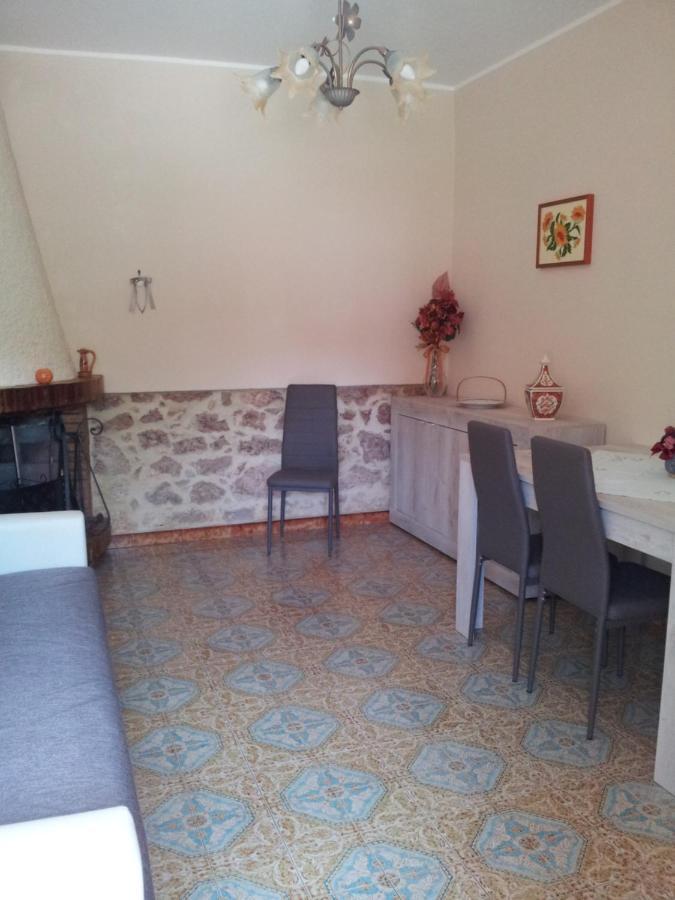 La Casina Gialla Villa Veroli ภายนอก รูปภาพ