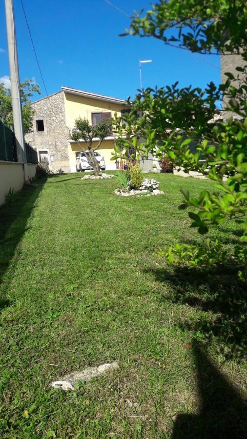 La Casina Gialla Villa Veroli ภายนอก รูปภาพ